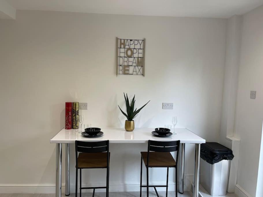Ed Executive Ipswich Accommodation Bagian luar foto