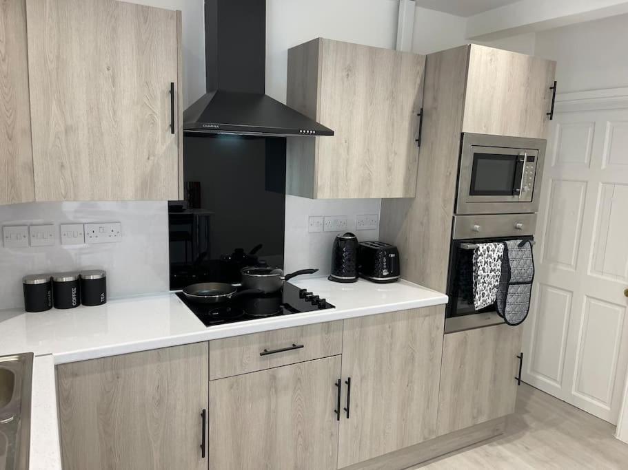 Ed Executive Ipswich Accommodation Bagian luar foto